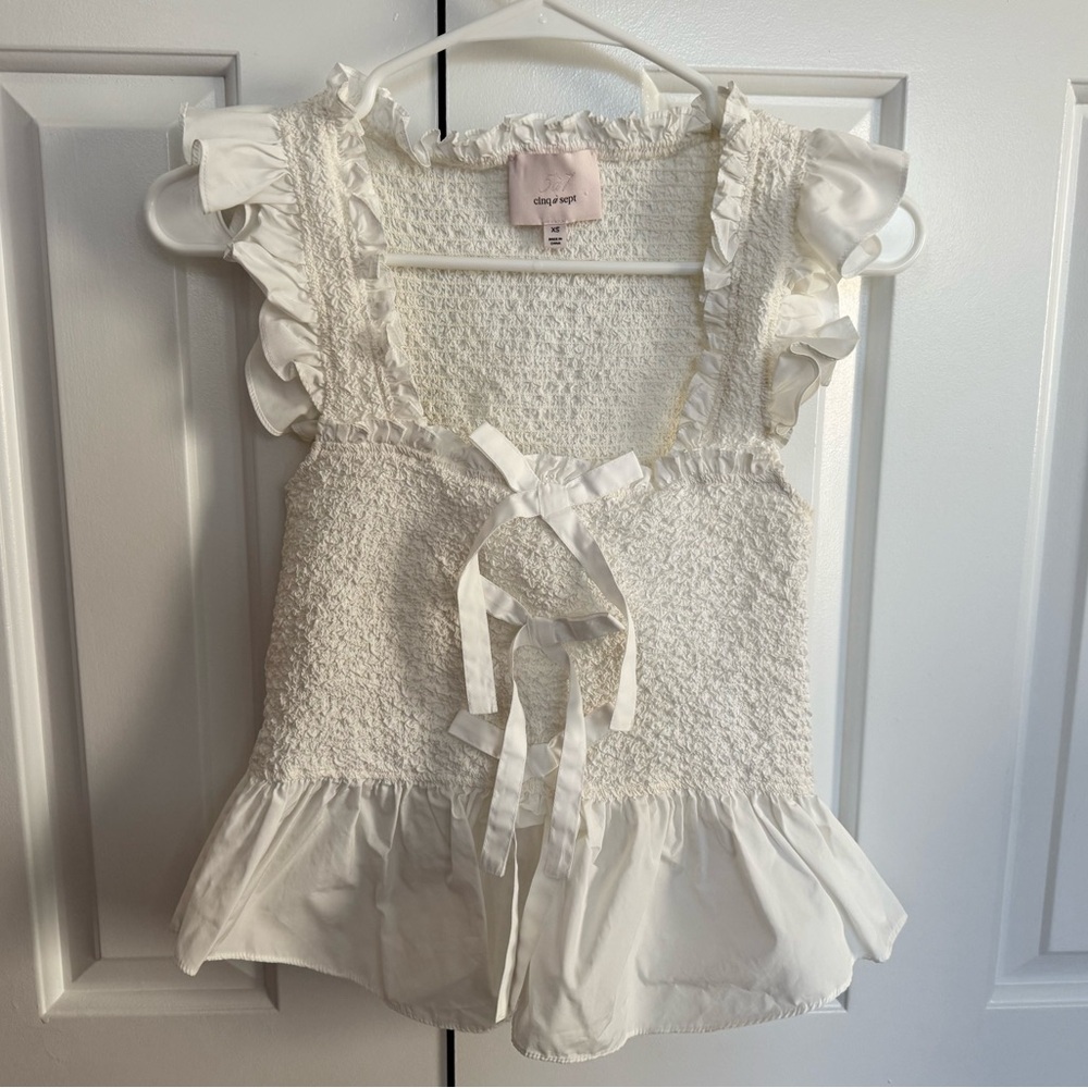 Cinq a sept bow top